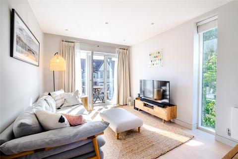 2 bedroom apartment for sale, Valley Road, London SW16