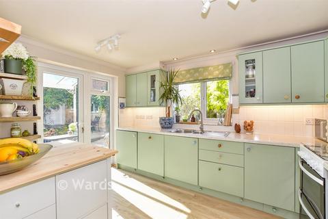 4 bedroom detached house for sale, Oliver Road, Staplehurst, Tonbridge, Kent