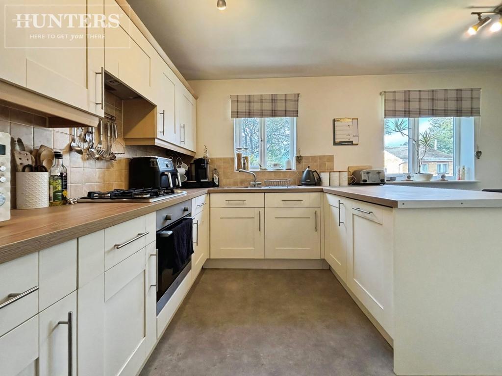 Pbox-kitchen-339123.jpeg