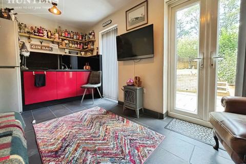 3 bedroom semi-detached house for sale, Novara Close, Barnsley