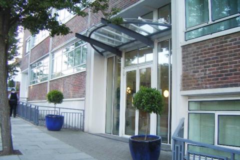 2 bedroom flat to rent, Heathcroft, London W5