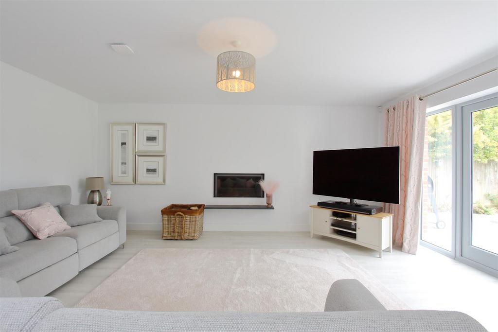 Highfield house ph16.JPG