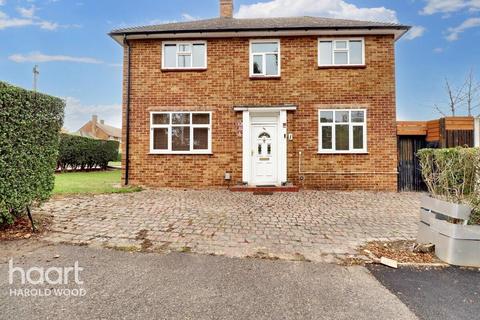 3 bedroom end of terrace house for sale, Dagnam Park Close, Harold Hill