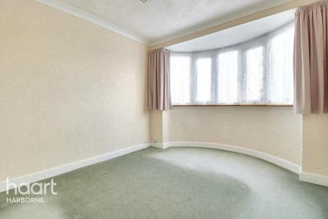 3 bedroom semi-detached house for sale, Hesket Avenue, Oldbury