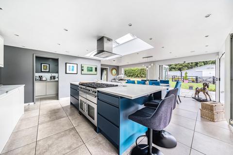 4 bedroom equestrian property for sale, Crawley Hill, Romsey SO51