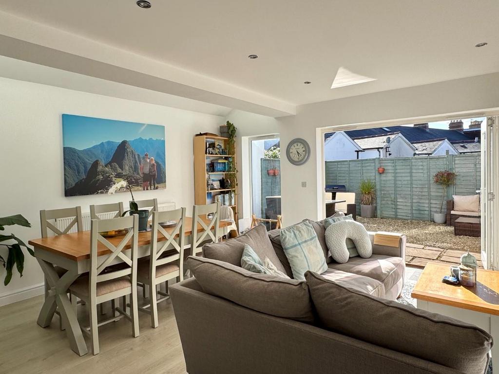 Open Plan Lounge/Dining/Kitchen