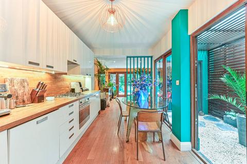 2 bedroom flat for sale, Kellett Road, Brixton, London, SW2
