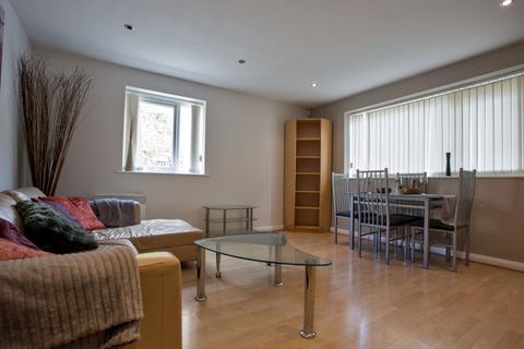 2 bedroom flat for sale, St. Lawrence Street, Manchester M15