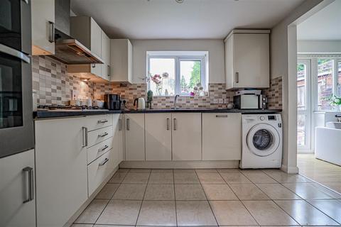 3 bedroom terraced house for sale, Fletcher Way, Hemel Hempstead, HP2