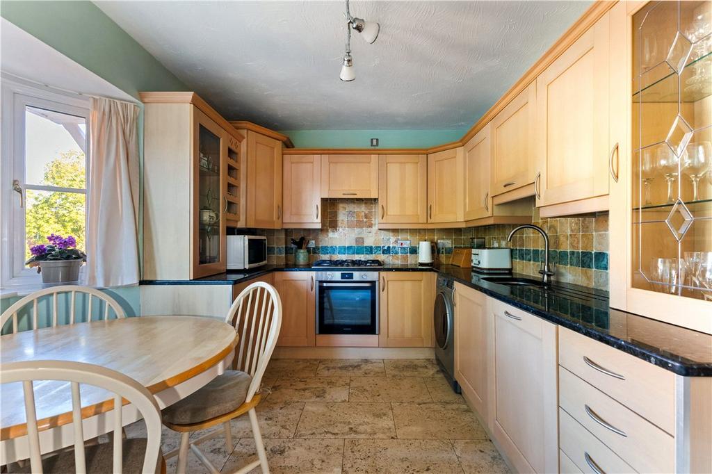 Kitchen/Breakfast Rm