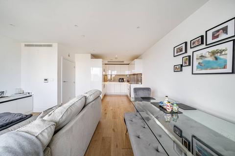 1 bedroom flat for sale, Lombard Wharf, Battersea, London, SW11