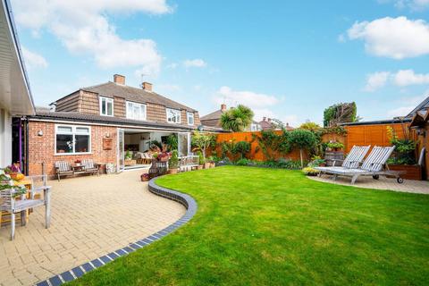 4 bedroom semi-detached house for sale, Latchmere Close, North Kingston, Richmond, TW10