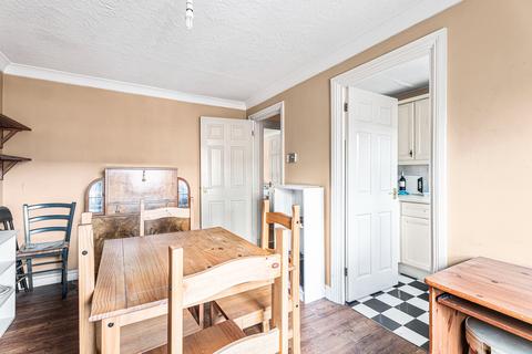 2 bedroom flat for sale, Henrys Grant, St Albans, AL1