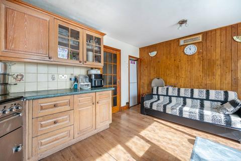 7 Herbert Road, London, E17 8DY