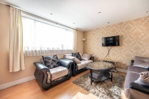 7 Herbert Road, London, E17 8DY