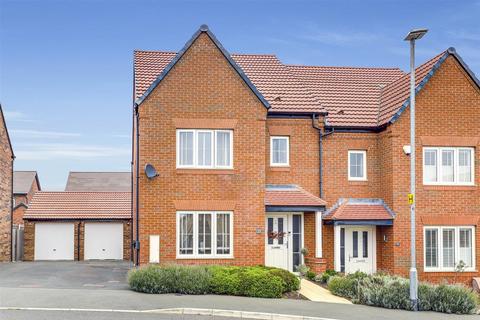 3 bedroom semi-detached house for sale, Jasmine Gardens, Nottingham NG12