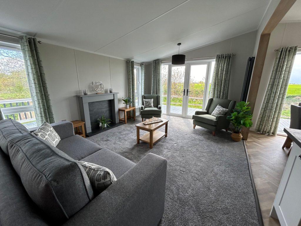 CAR0062552 - Luxury Lodge