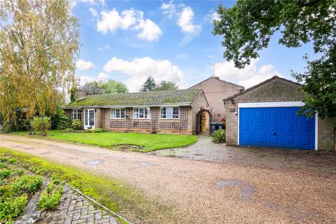 3 bedroom detached house to rent, Main Street, Kettering NN14