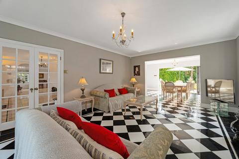 6 bedroom detached house for sale, Woodland Glade Farnham Common, Buckinghamshire, SL2 3RG