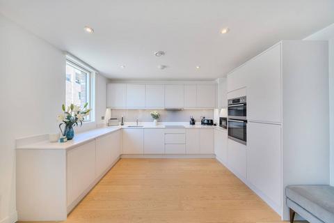 4 bedroom terraced house for sale, Oriental Square, Colindale, London, NW9
