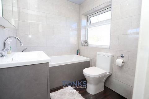2 Clay Drive, Birmingham, B32 1BE
