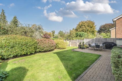 4 bedroom detached house for sale, Hatherwood, Leatherhead