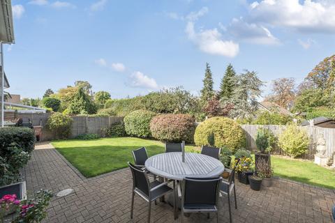 4 bedroom detached house for sale, Hatherwood, Leatherhead