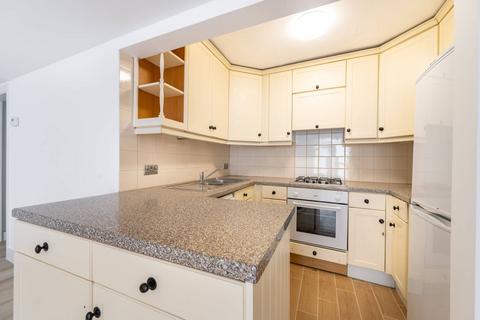 2 bedroom flat for sale, Hatherley Grove, Queensway, London, W2