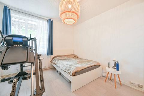 3 bedroom flat for sale, Hallfield Estate, Bayswater, London, W2