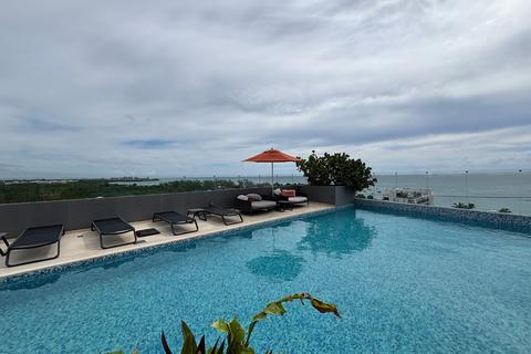 1 bedroom property, C. Flamingos