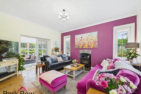 3 bedroom detached house for sale, Church Farm, Birkin,