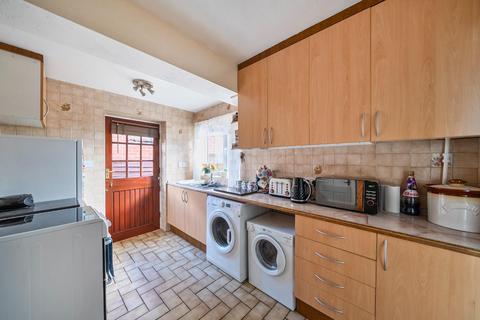 6 Calcaria Road, Tadcaster, LS24 9HH