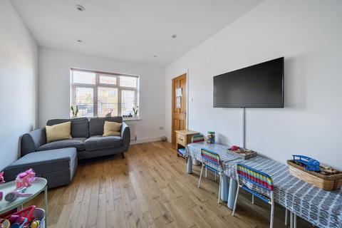 46 Boundaries Road, Feltham, TW13 5DT
