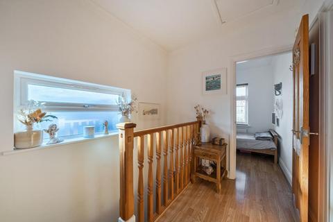 46 Boundaries Road, Feltham, TW13 5DT