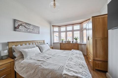 46 Boundaries Road, Feltham, TW13 5DT