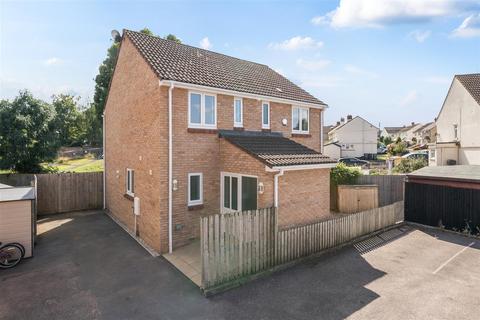 3 bedroom detached house for sale, Richards Close, Wellington