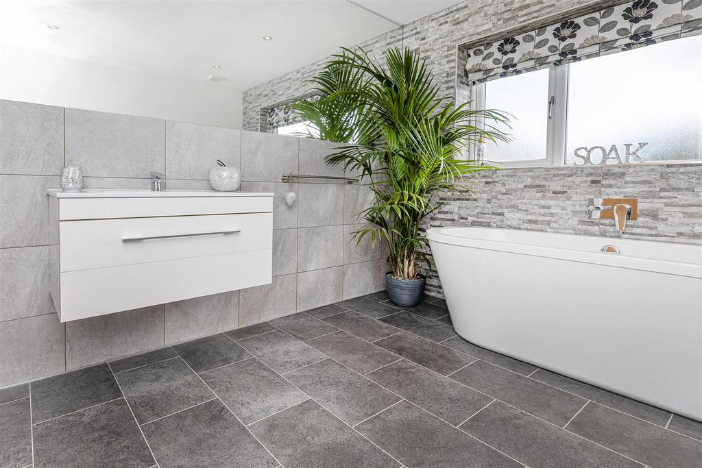 Bramleys Estate Agents - Acorn Croft - Fenay Bridg