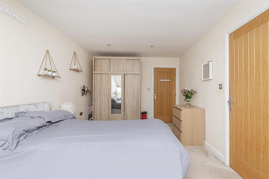 Bramleys Estate Agents - Acorn Croft - Fenay Bridg