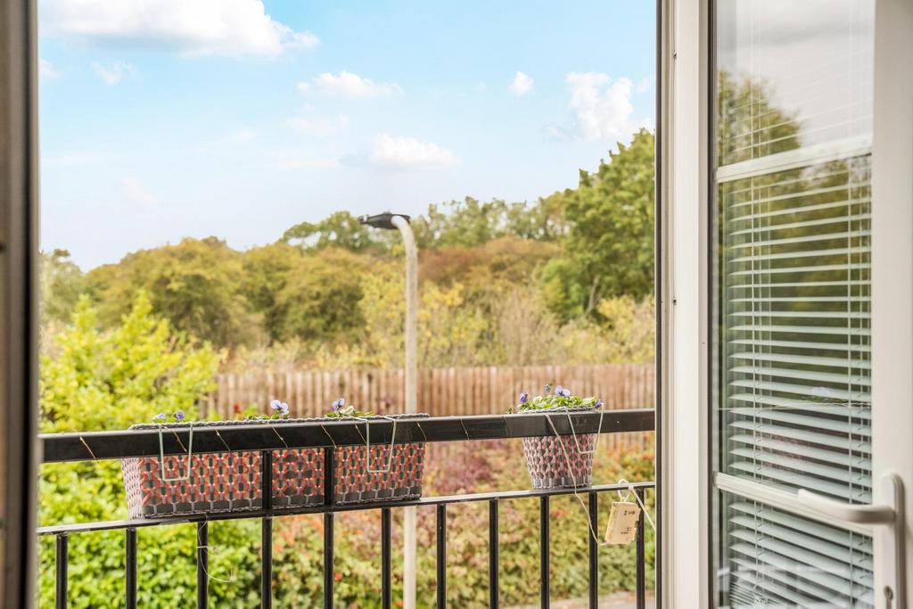 Festyle balcony.jpg