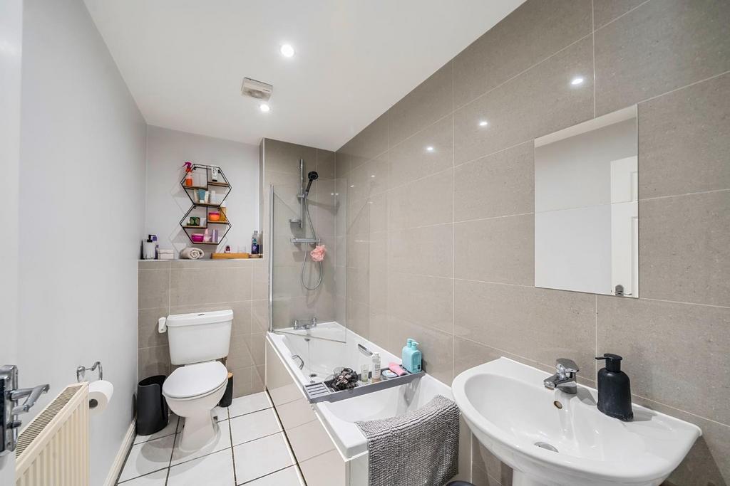House bathroom.jpg