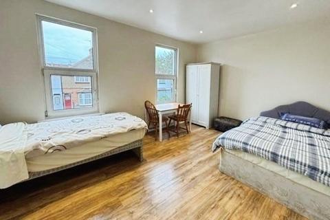 undefined, Thomson Road, Harrow