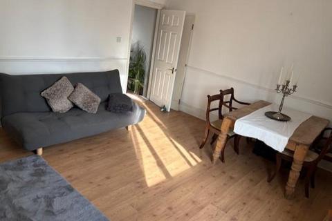 undefined, Laurel Grove, Penge, London