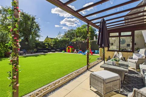4 bedroom detached house for sale, Hidcote Close, Eastcombe, Stroud, Gloucestershire, GL6