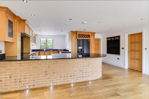 5 bedroom detached house for sale, Haverhill Road, Horseheath CB21