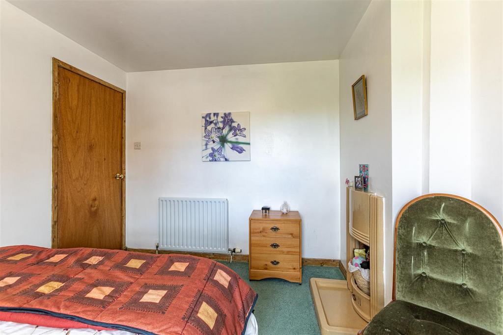 16 Morrow Gardens Melrose 22.JPG