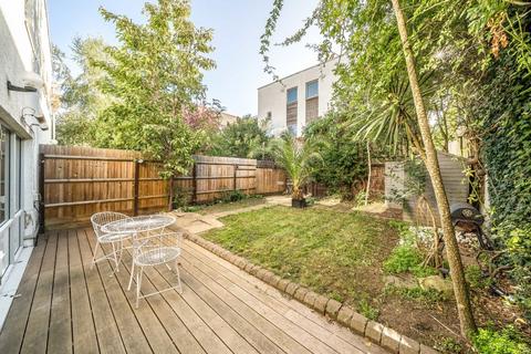 undefined, Rush Common Mews, London SW2