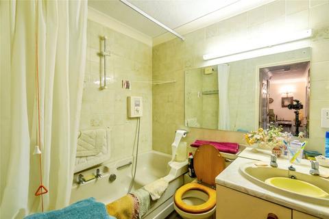 2 bedroom apartment for sale, Claremont Court, Bognor Regis PO21