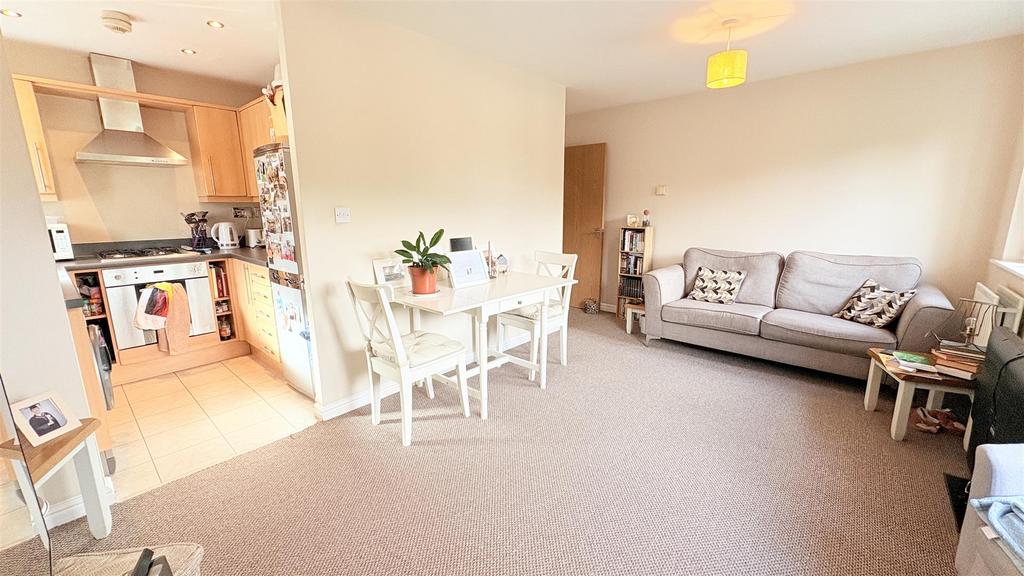 Living/Dining Room