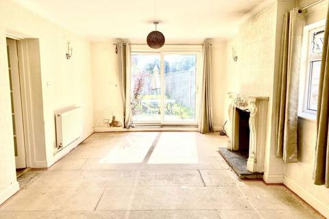 4 bedroom detached house for sale, 20 Roman Bank, Moulton Seas End, Spalding, Lincolnshire, PE12 6LG