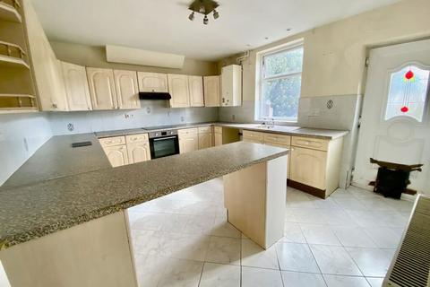 4 bedroom detached house for sale, 20 Roman Bank, Moulton Seas End, Spalding, Lincolnshire, PE12 6LG